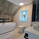 Cosy And Modern House In Peaceful Setting Alloggio per agriturismo *