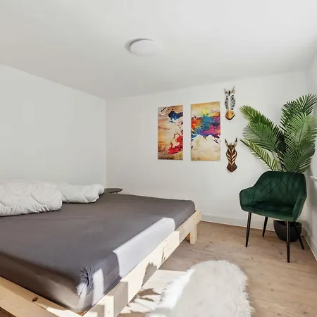 Cosy And Modern House In Peaceful Setting * Otterup