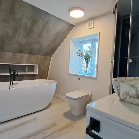 Vakantieboerderij Cosy And Modern House In Peaceful Setting